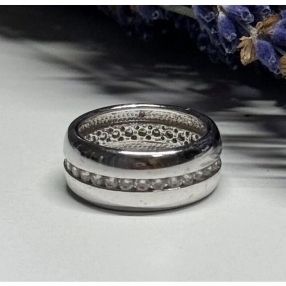 925 STERLING SILVER CZ RING SIZE 6